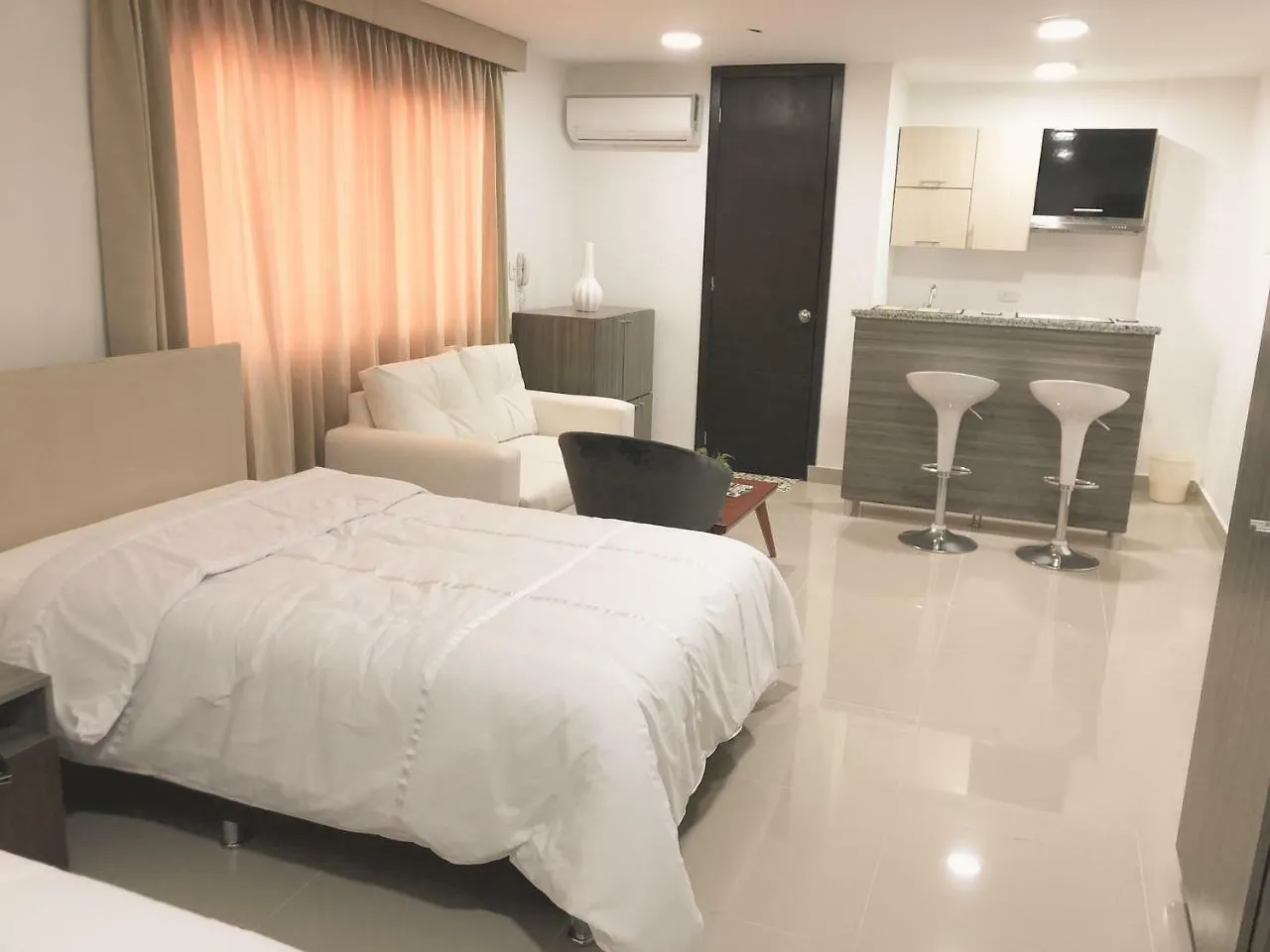 Loft Mediterraneo Otel Barranquilla 0*, Barranquilla (Atlantico)